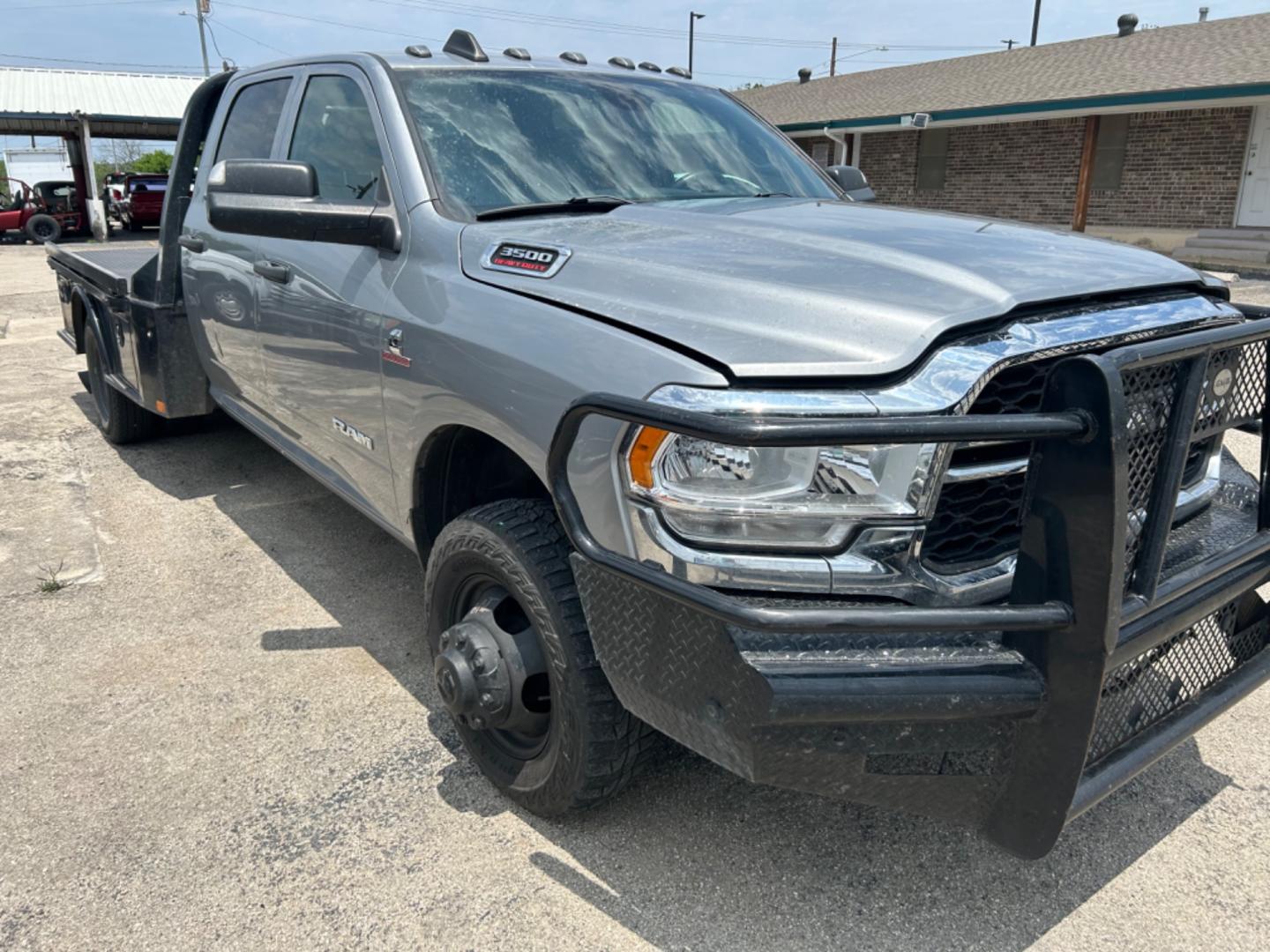 2021 Grey RAM 3500 Crew Cab 4WD DRW (3C7WRTCL0MG) with an 6.7L L6 OHV 24V TURBO DIESEL engine, 6A transmission, located at 1687 Business 35 S, New Braunfels, TX, 78130, (830) 625-7159, 29.655487, -98.051491 - Photo#1
